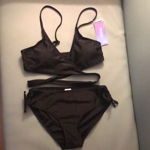 MIENOE children’s swimsuit XL (160) in black color.